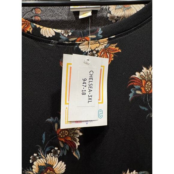 Lularoe Chelsea T-Shirt Dress Knee Length, Rolled Sleeve, Black Floral, 3x NWT - Picture 3 of 3